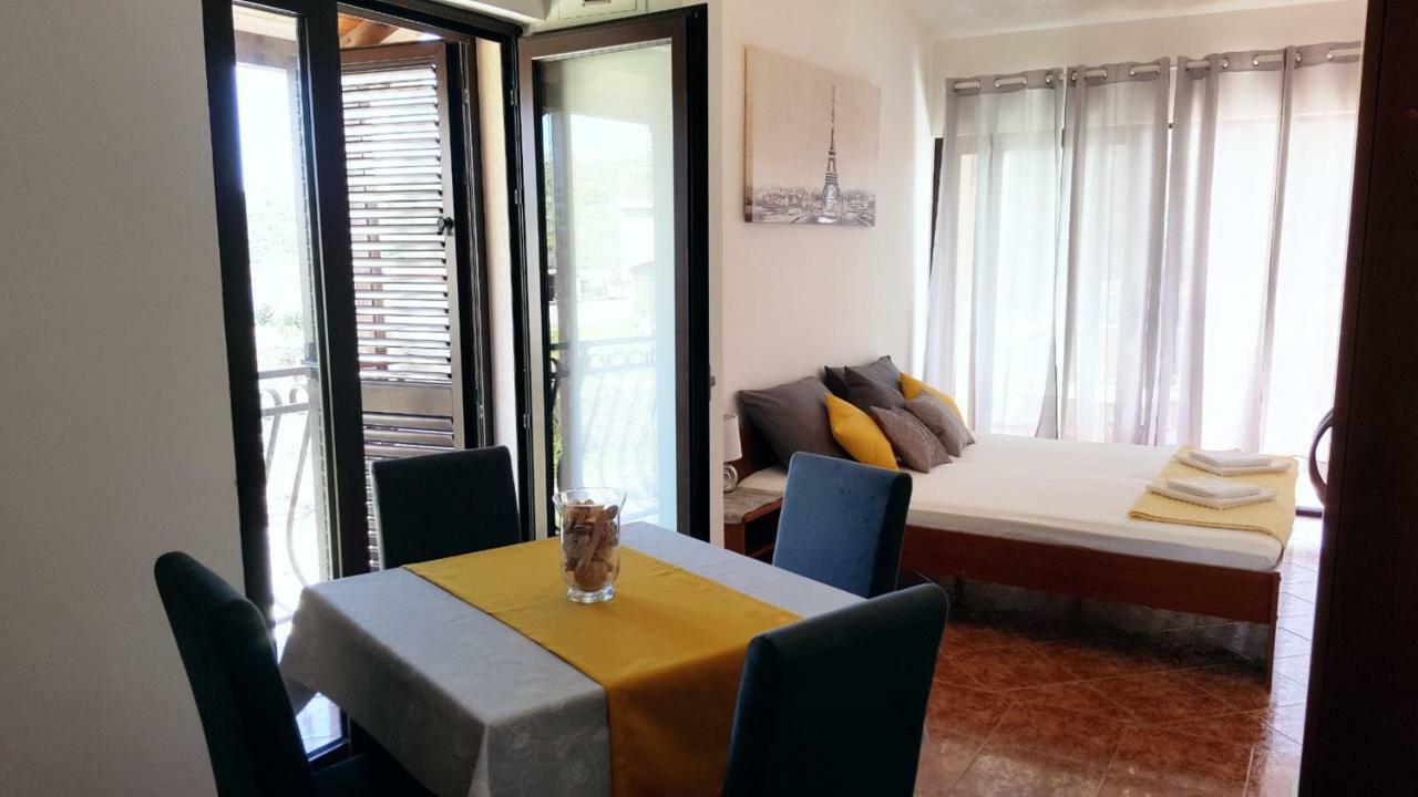 Apartments Antunovic Rogoznica  Exterior foto